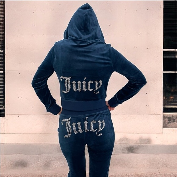 VeeFriends Juicy Couture "Juicy Jaguar" Velour Hoodie, and Pant Track Suit NWT - Picture 2 of 9